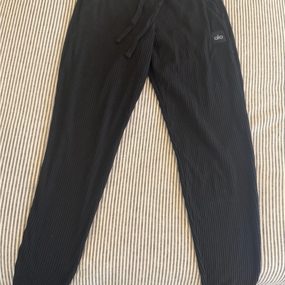 ALO Yoga Black Ribbed Joggers